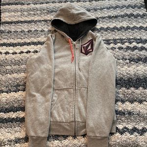 VOLCOM Sherpa lined snowboarding/skiing zip up sweatshirt.